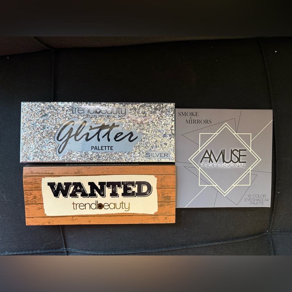 EYESHADOW MAKEUP PALETTE TRIO